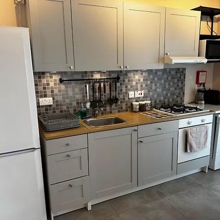 Sunny Retreat - Families, Couples & Digital Nomads Is-Sellum