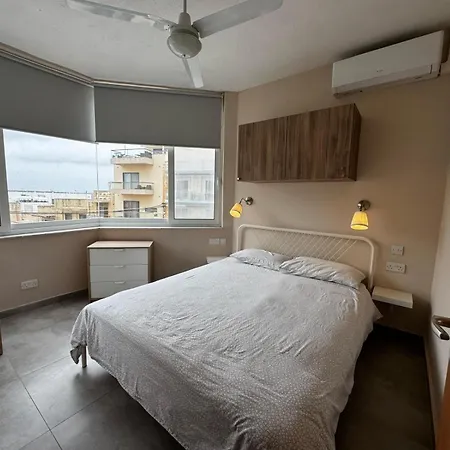 Apartment Sunny Retreat - Families, Couples & Digital Nomads Is-Sellum
