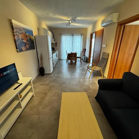 Sunny Retreat - Families, Couples & Digital Nomads * Is-Sellum