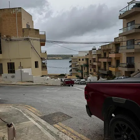 Sunny Retreat - Families, Couples & Digital Nomads