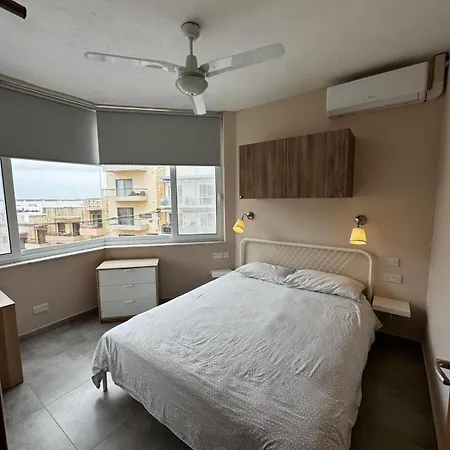 Apartman Sunny Retreat - 2 Mins From The Sea *
