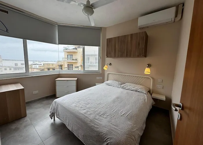 Apartament Sunny Retreat - Families, Couples & Digital Nomads Is-Sellum