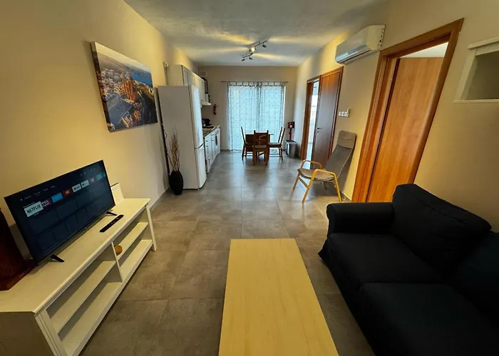 Sunny Retreat - Families, Couples & Digital Nomads Apartament *